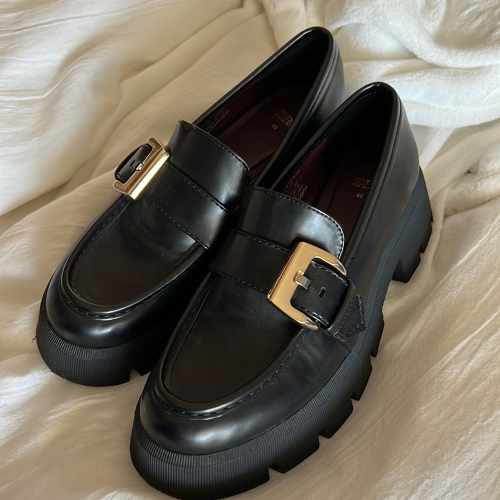 Zara buckle loafer